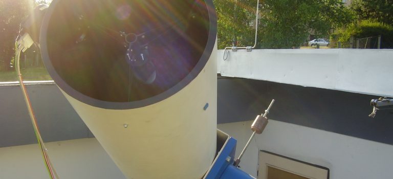 Přehled CCD a vizuálních pozorování – Květen 2016 Jan Šindel Telescope (JST) připraven k pozorování. Foto: Archiv ASHK.